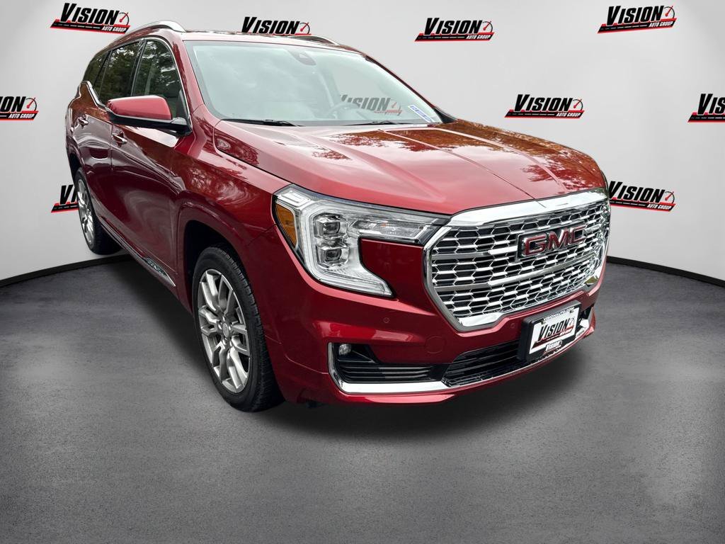 Used 2023 Red GMC Denali image 3