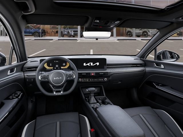 2025 Kia K5 GT-Line - Photo 14