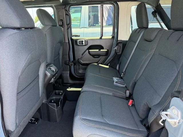 New 2026 Anvil Clearcoat Jeep Sport S image 24