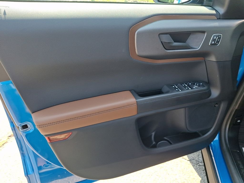 New 2026 Velocity Blue Metallic Ford Outer Banks® image 12