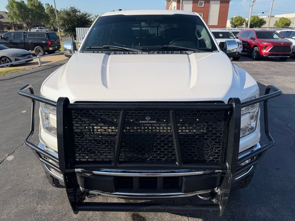 Used 2017 White Ford Lariat image 8