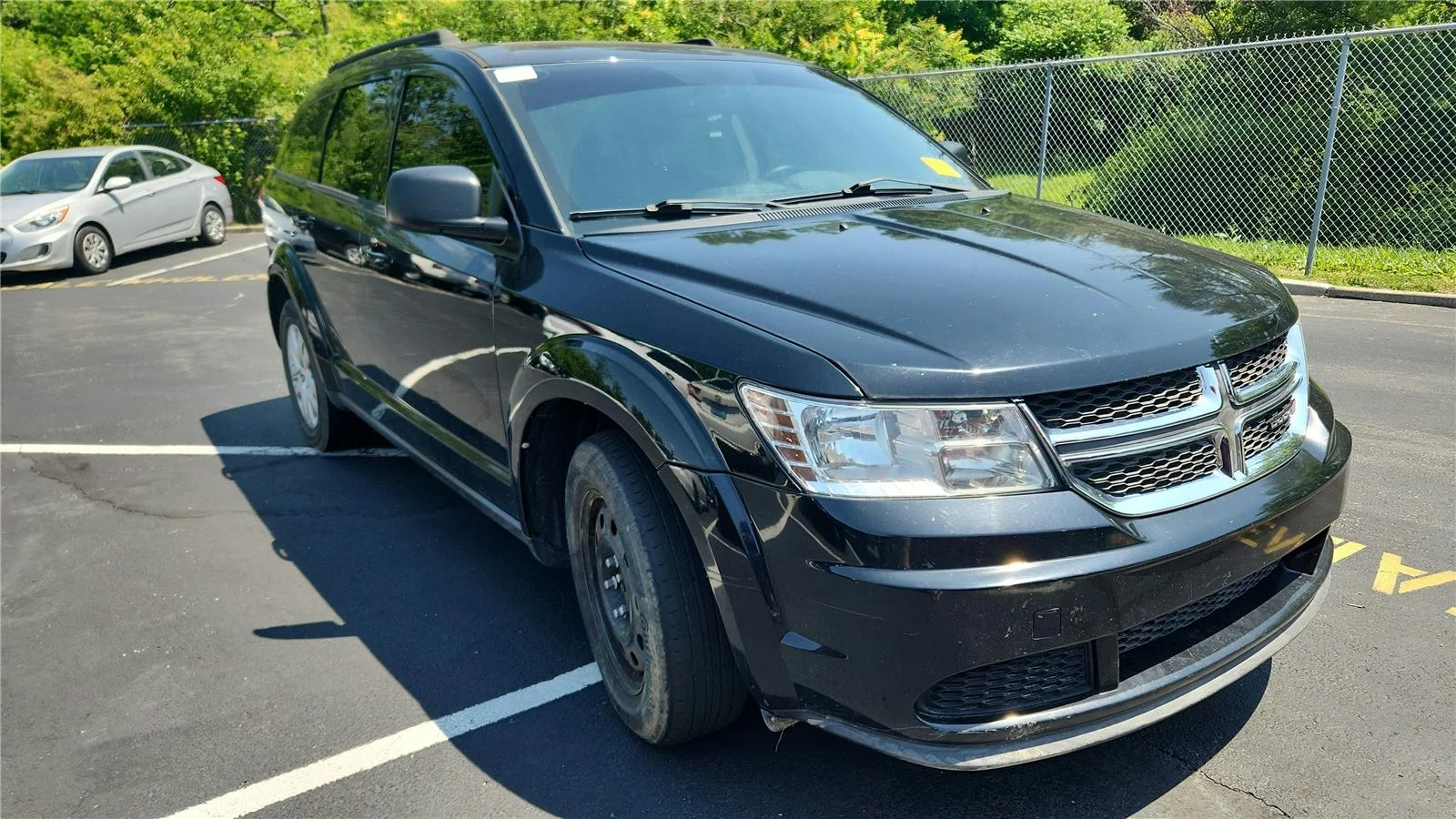 Used 2014 Pitch Black Clearcoat Dodge SE image 8
