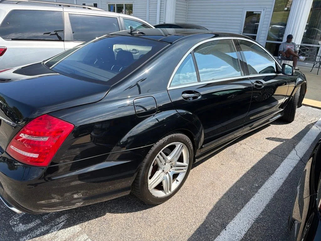 Used 2013  Mercedes-Benz S 550 image 5