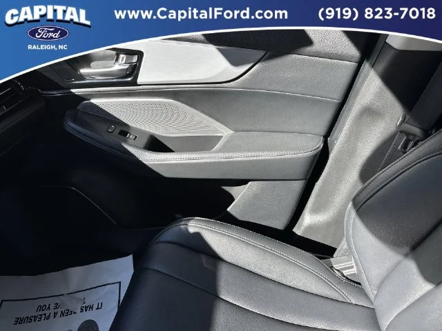 Used 2023 White Acura 3.5L image 29