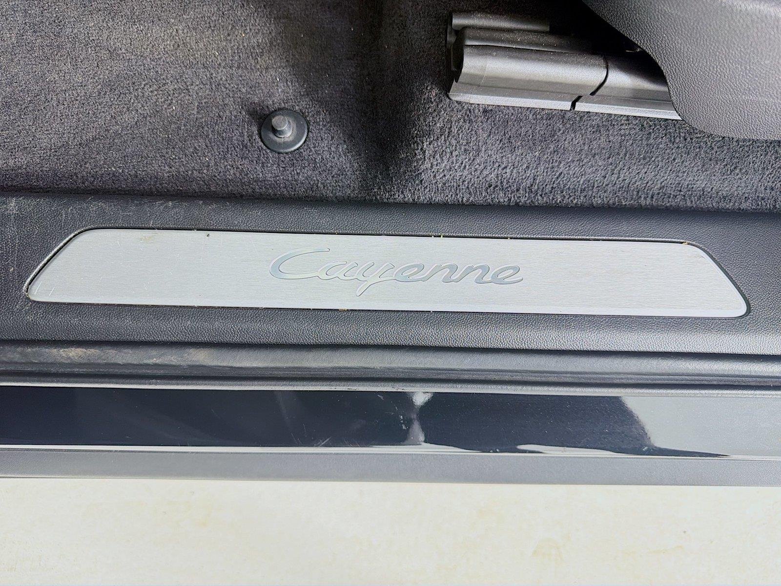 Used 2023 Chromite Black Metallic Porsche Base image 9