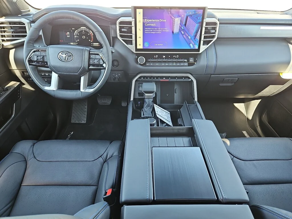 New 2026 Wind Chill Pearl Toyota Platinum image 5