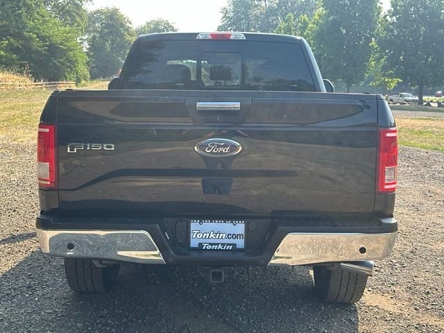 Used 2017 Shadow Black Ford XLT image 8