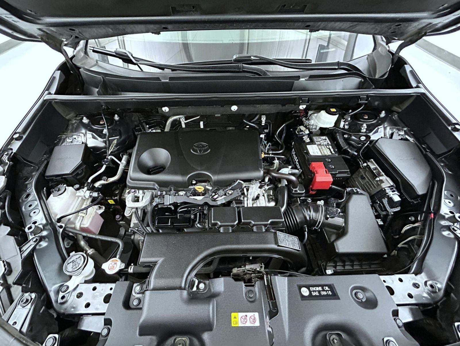 Used 2020 Gray Toyota XLE Premium image 25