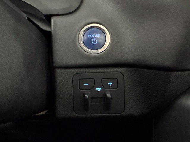 Used 2024 Beige Toyota Platinum image 19
