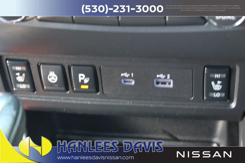 Used 2024 Gray Nissan PRO-X image 22