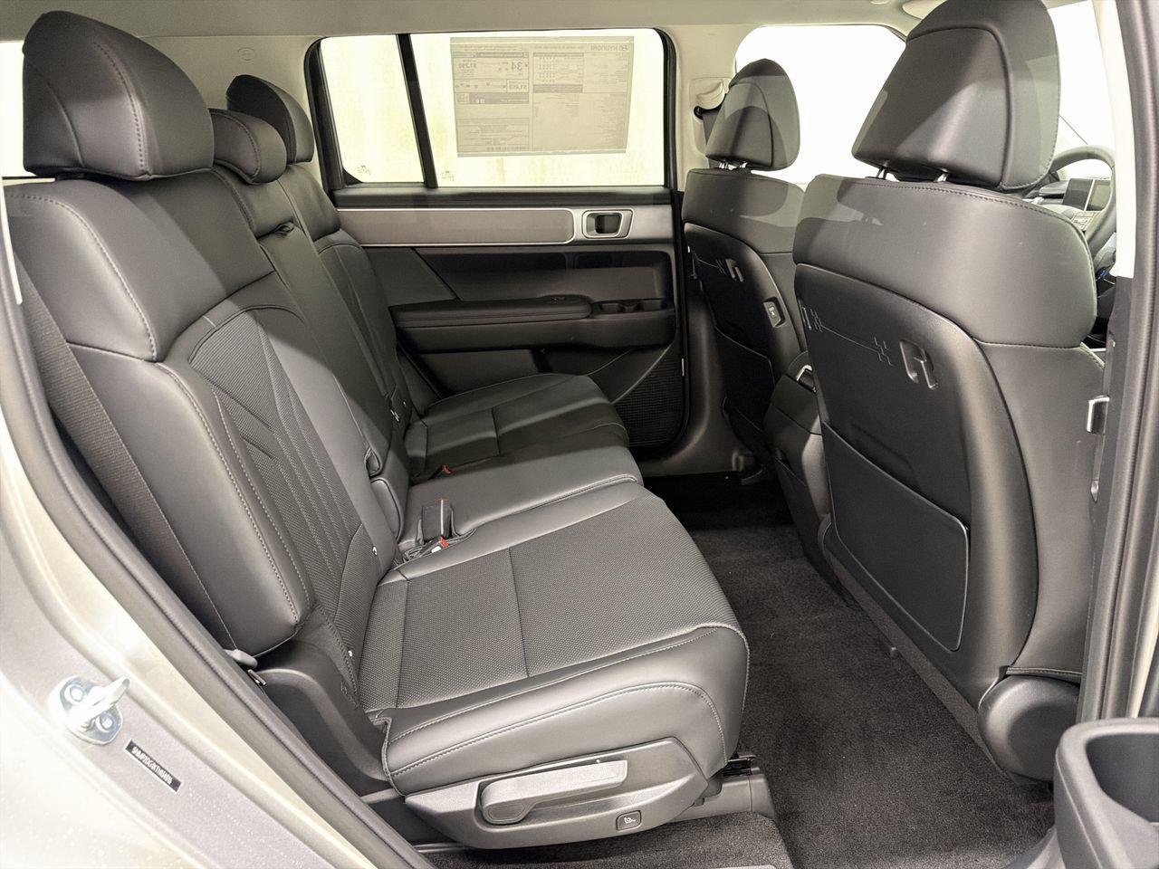 New 2026 Shimmering Silver Hyundai SEL image 19