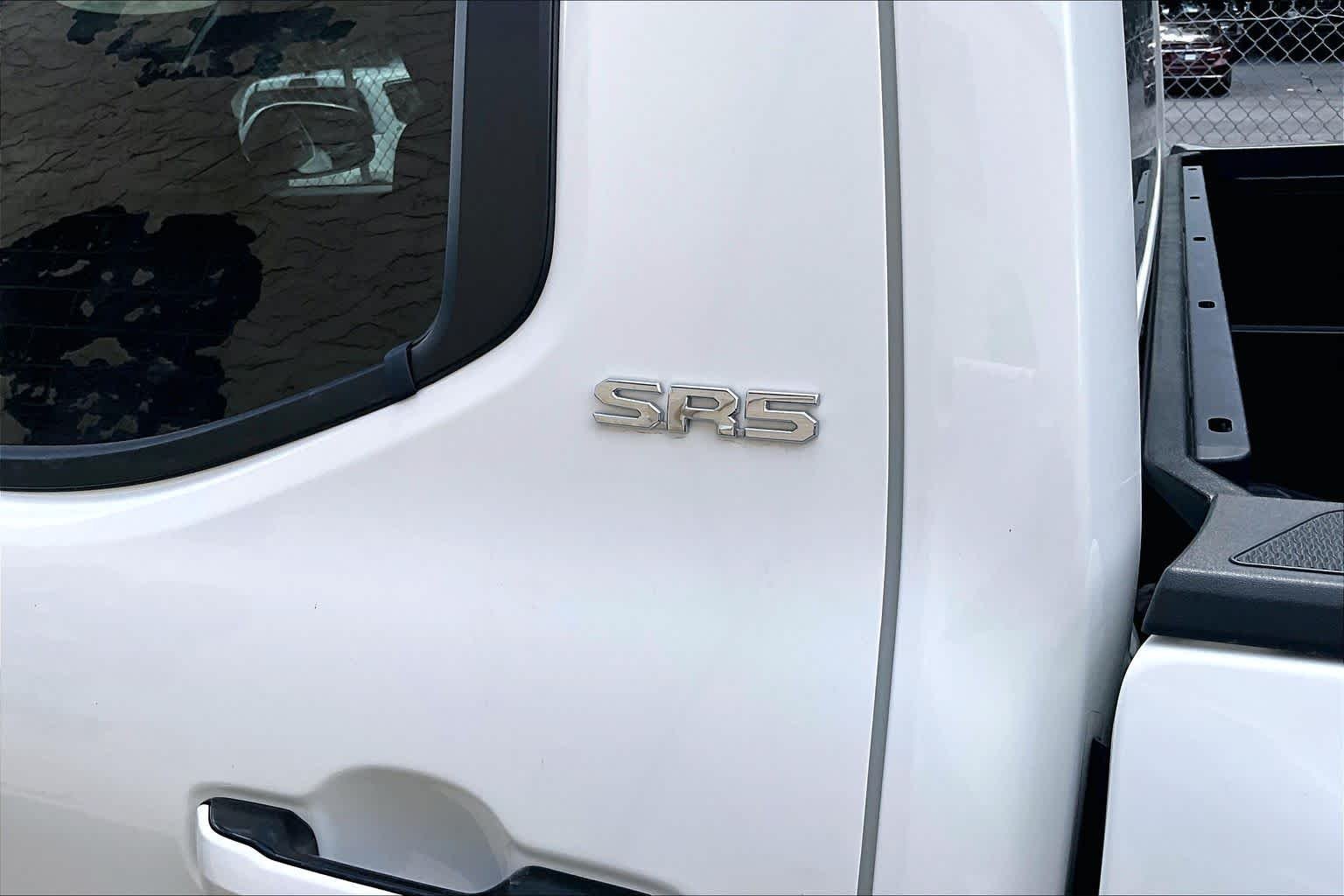 Used 2024 Ice Cap Toyota SR5 image 10