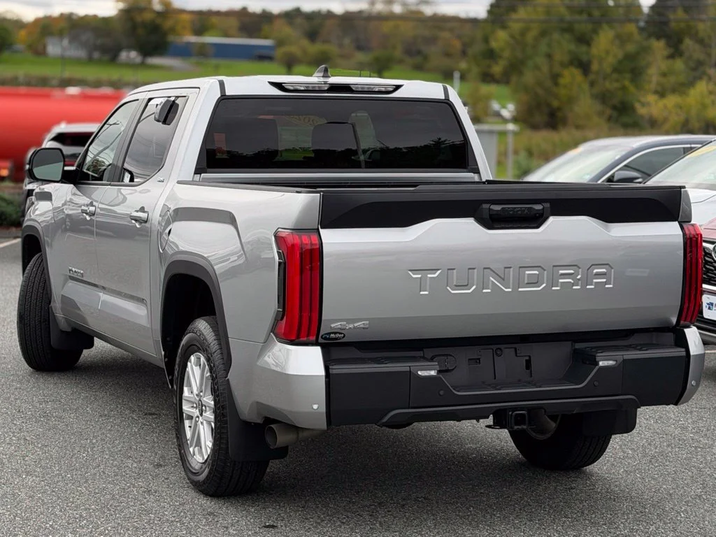Used 2025 Silver Toyota SR5 image 3
