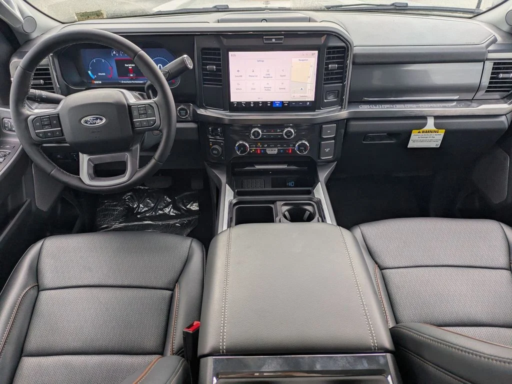 2025 Ford F-550 Super Duty Chassis Cab Lariat - Photo 14