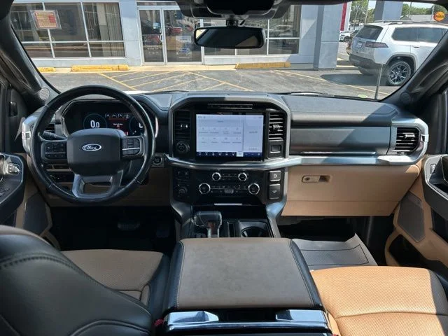 Used 2021 White Metallic Ford Lariat image 21