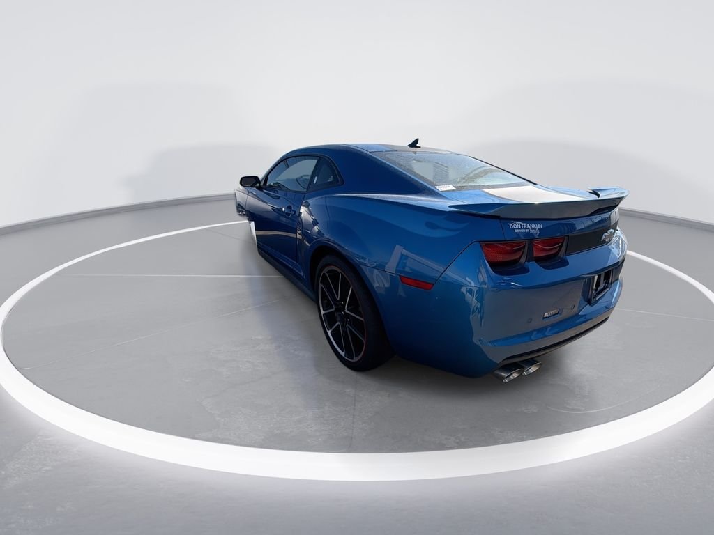Used 2013 Blue Chevrolet SS image 6