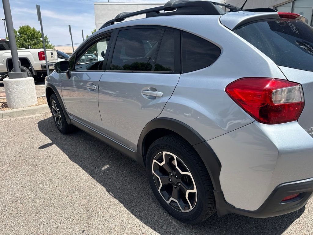 Used 2015 Silver Subaru 2.0i Limited image 10