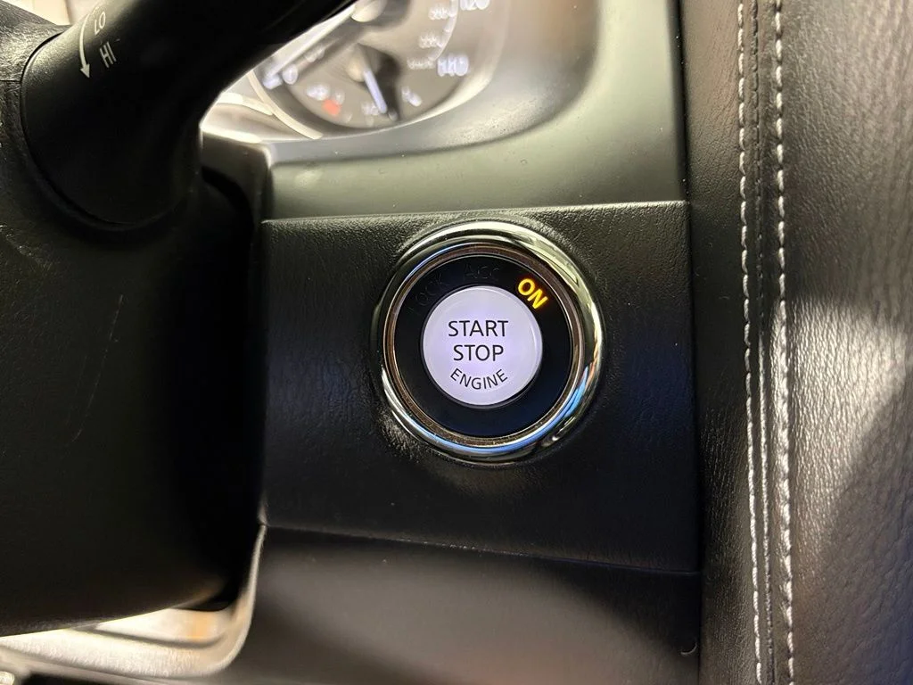 Used 2024 Gray INFINITI LUXE image 24