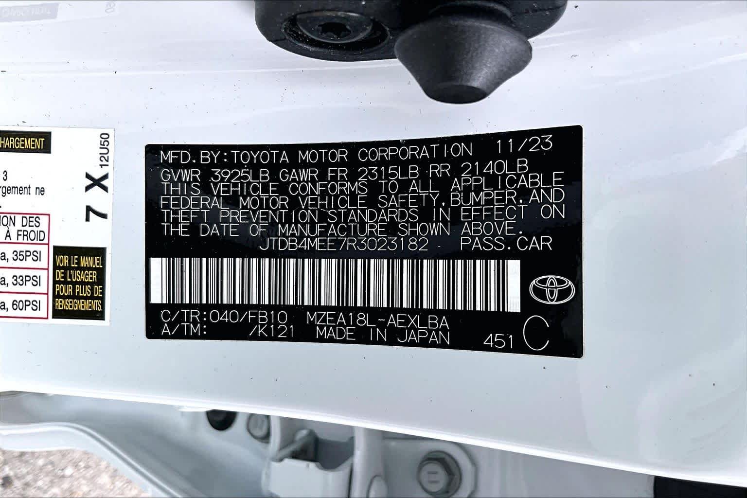 Used 2024 Ice Cap Toyota LE image 33