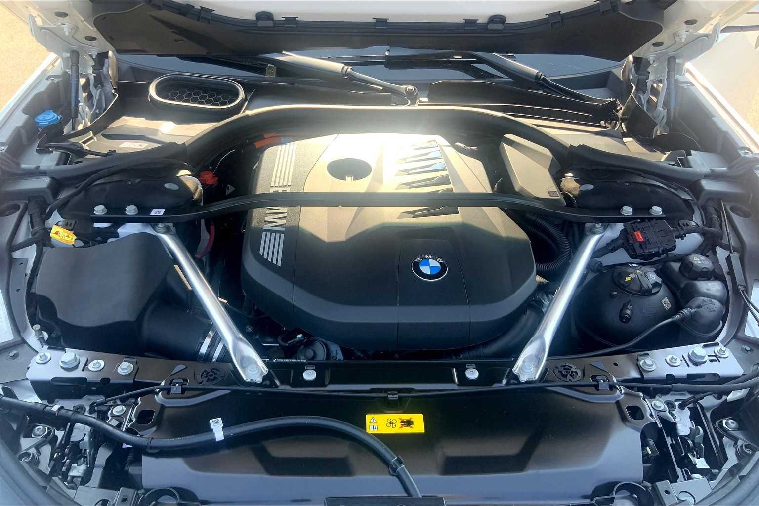 2026 BMW 7 Series 750e - Photo 16