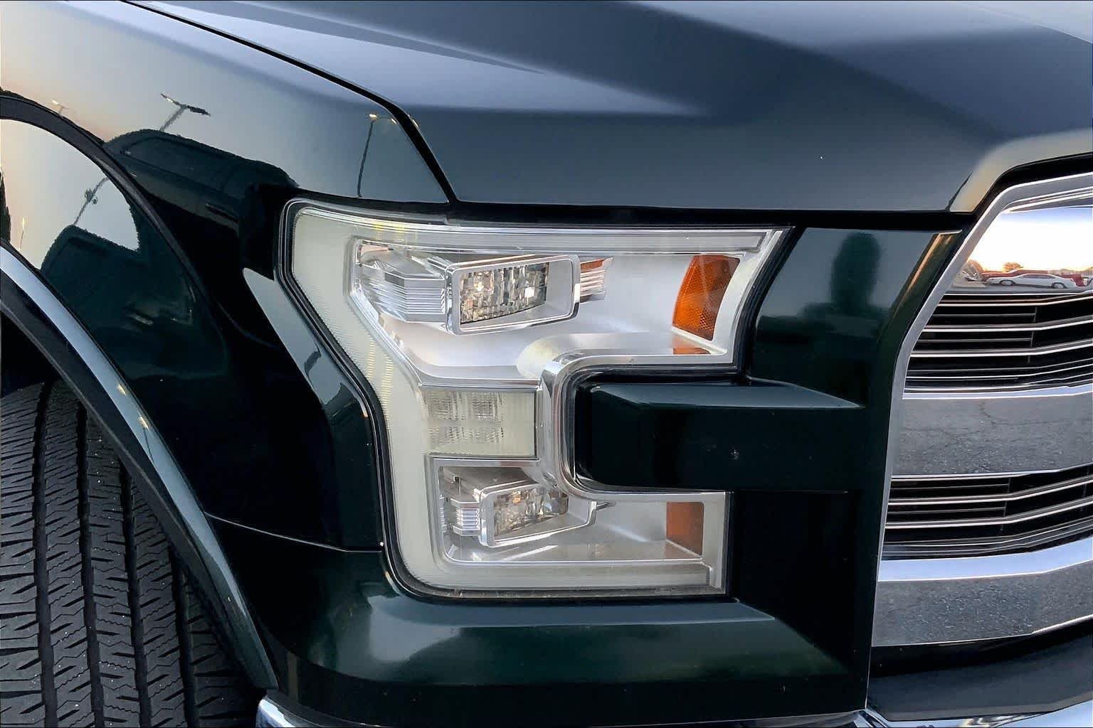 Used 2016 Green Gem Metallic Ford Lariat image 25