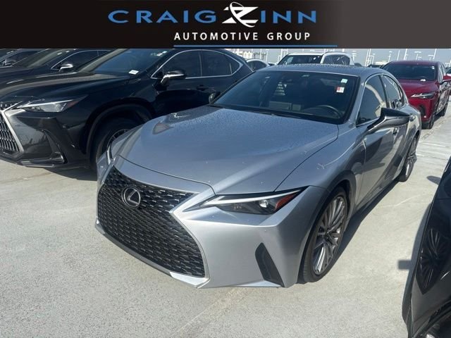 2023 Lexus IS 300