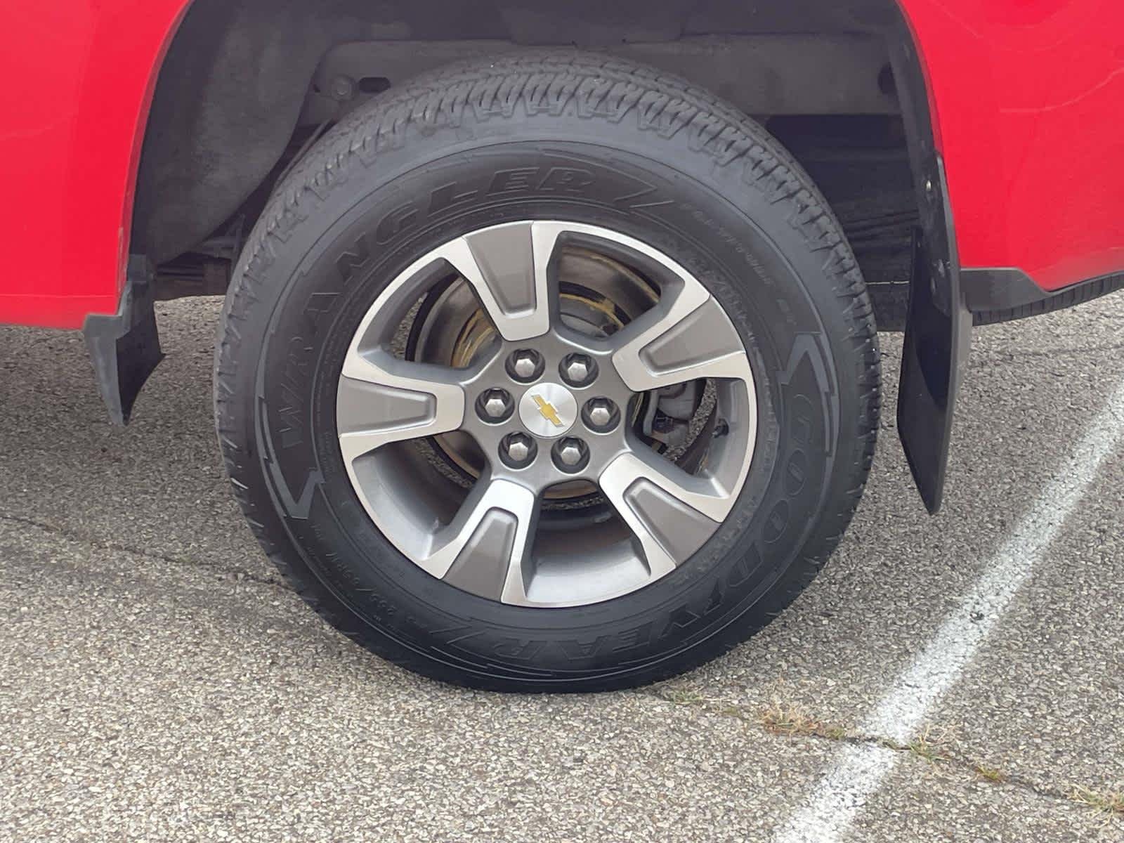 Used 2017 Red Hot Chevrolet 4WD Z71 image 15