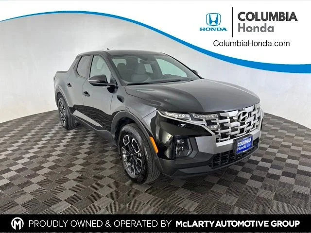 Used 2024 Black Hyundai SEL image 1