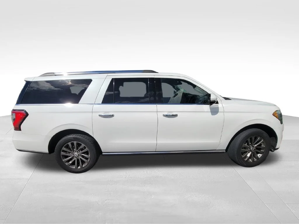 Used 2020 White Ford Limited image 4