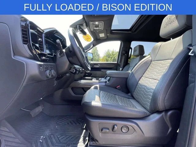 Used 2025 Gray Chevrolet ZR2 image 16