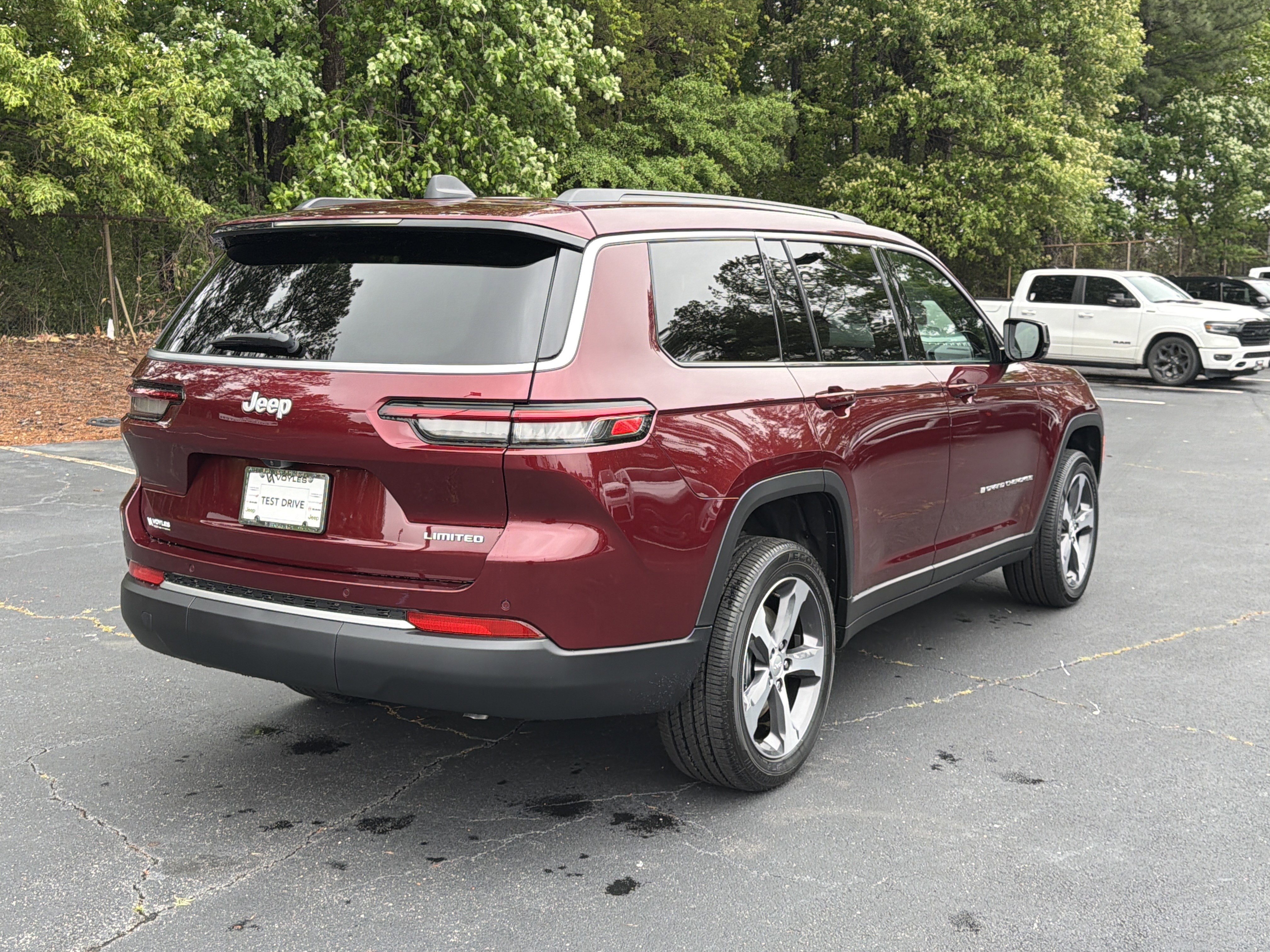 New 2026 Velvet Red Pearlcoat Jeep Limited image 8