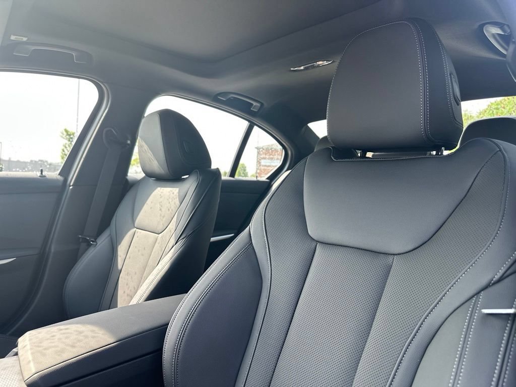 New 2026 Skyscraper Grey Metallic BMW 330i xDrive image 14