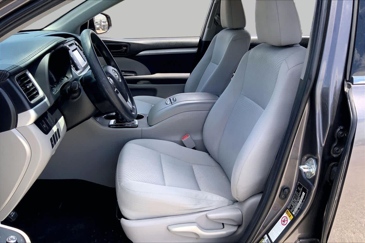 Used 2019 Predawn Gray Mica Toyota LE image 8
