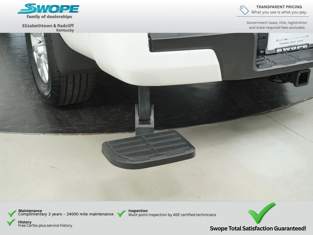 Used 2023 Glacier White Nissan SV image 27