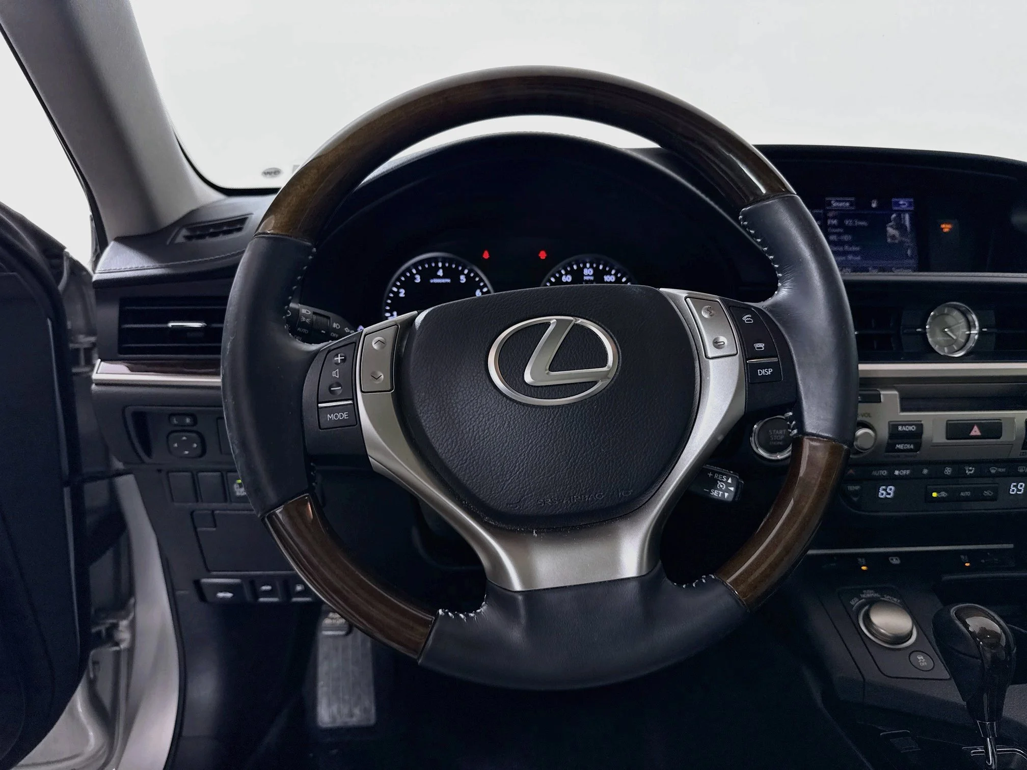 Used 2015 Silver Lining Metallic Lexus 350 image 12
