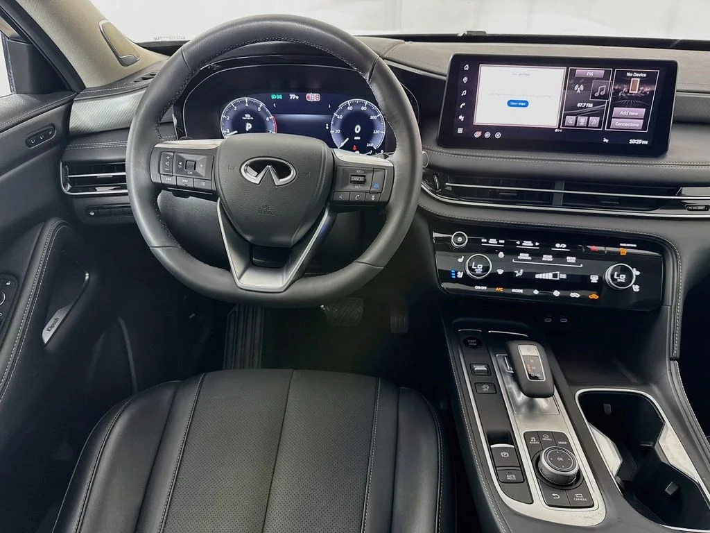 Certified Used 2026 Blue INFINITI LUXE image 31