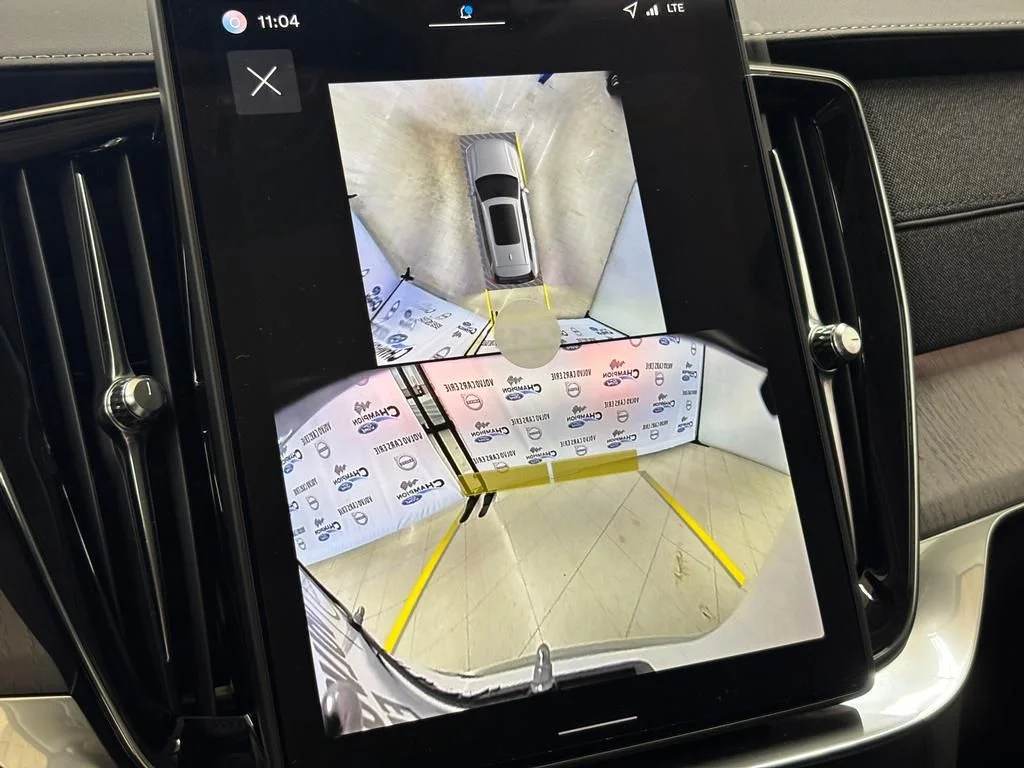 New 2026 Crystal White Volvo Ultra image 25