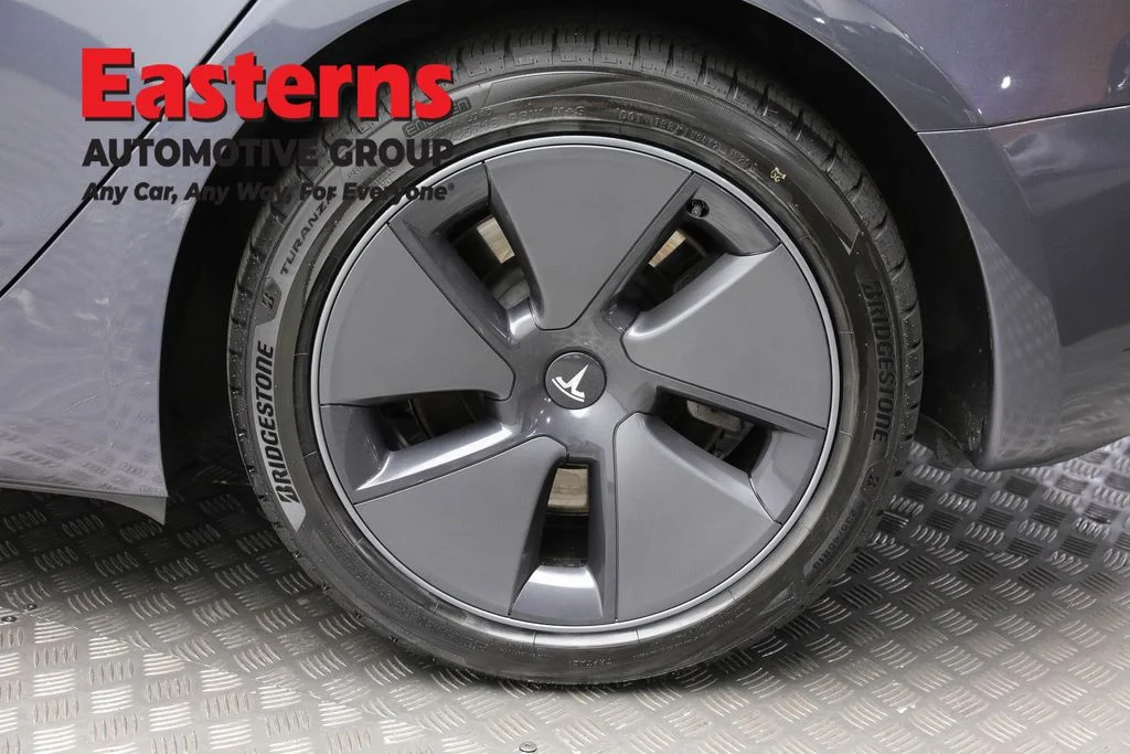 Used 2023 Gray Tesla Base image 8
