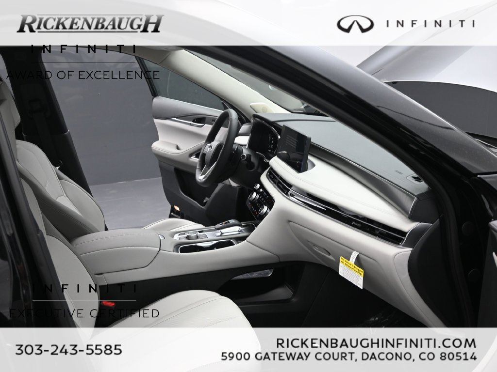 Certified Used 2026 Black INFINITI LUXE image 22