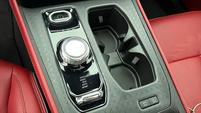 Certified Used 2024 Black Jeep Launch Edition image 18