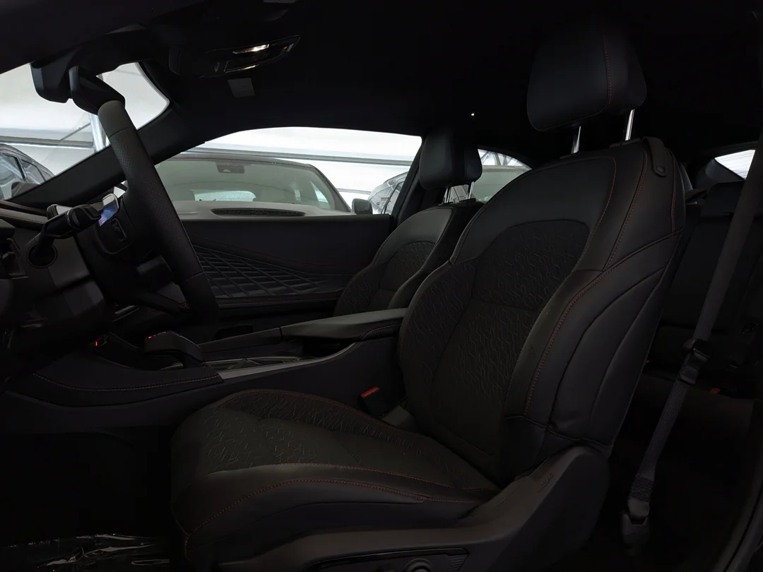 New 2026 Black Dodge R/T - - AWD - Blacktop Package - Driver Convenience Group - Diamond Black Crystal Pearl & More! image 15