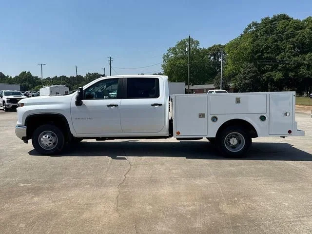 2026 Chevrolet Silverado 3500 HD Work Truck - Photo 9
