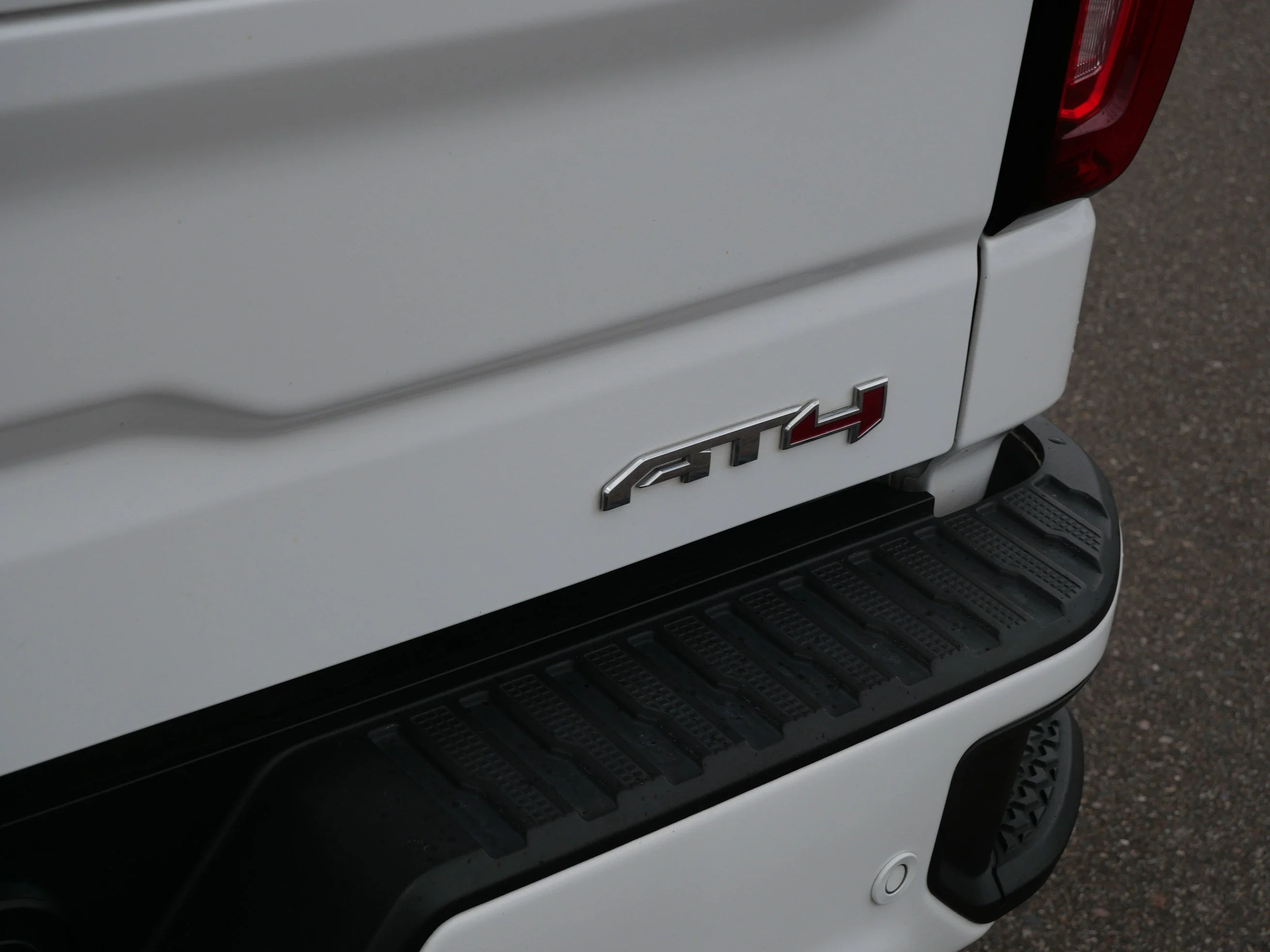 Used 2021 Summit White GMC AT4 image 19