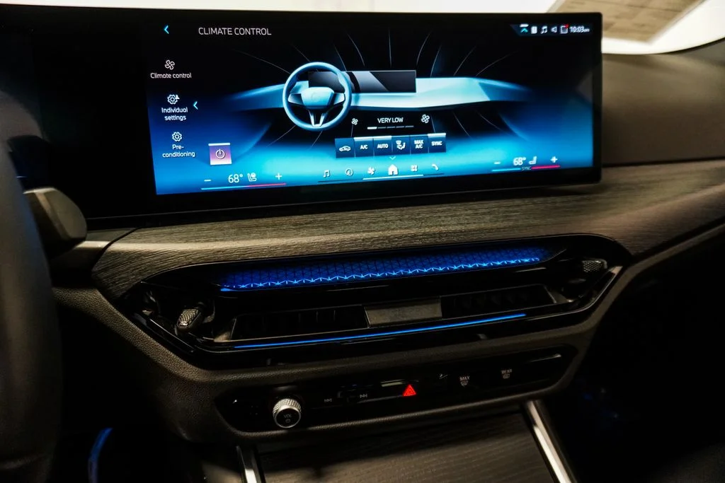 Used 2025 Gray BMW 430i image 21