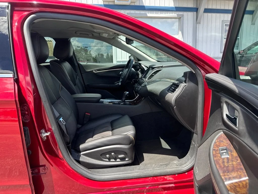 Used 2014 Crystal Red Tintcoat Chevrolet LT image 20