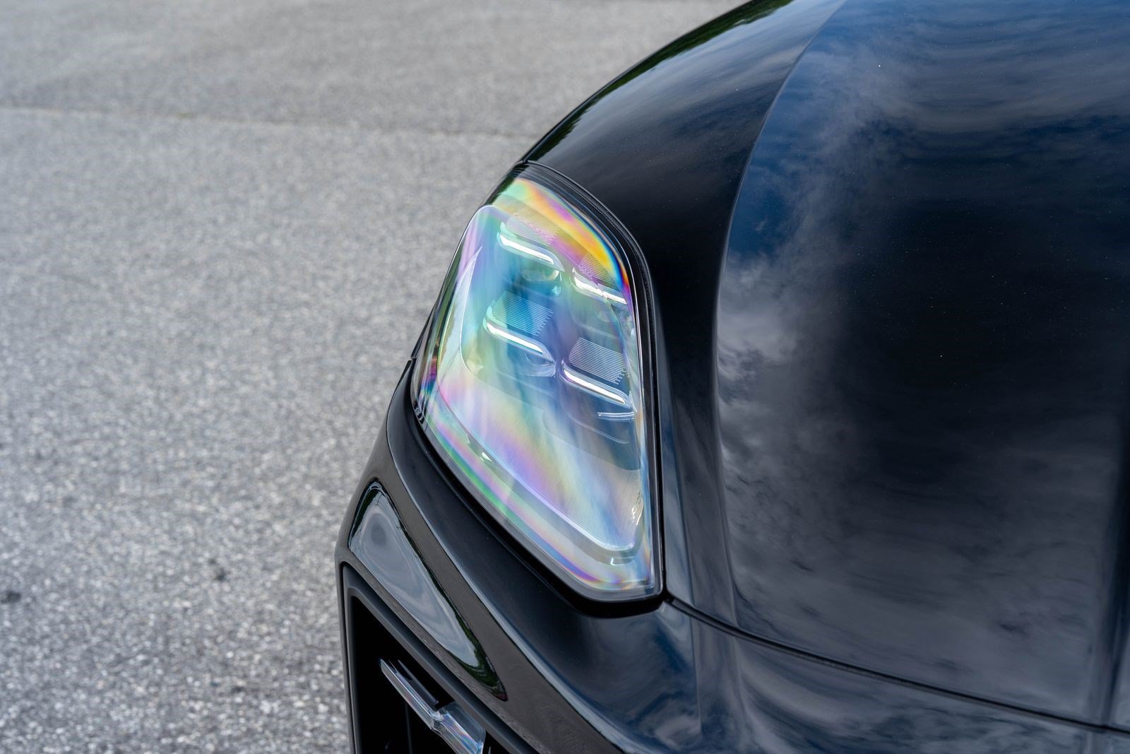 New 2026 Chromite Black Metallic Porsche E-Hybrid Coupe image 20