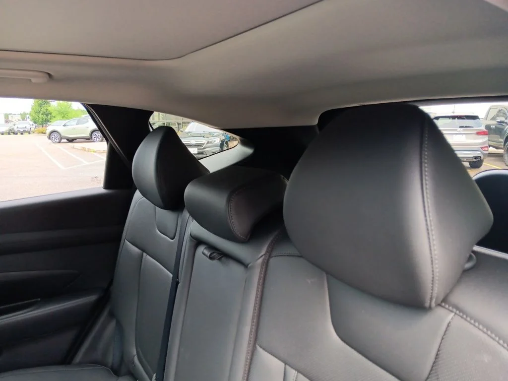 Used 2025 Ultimate Red Hyundai SEL Convenience image 34