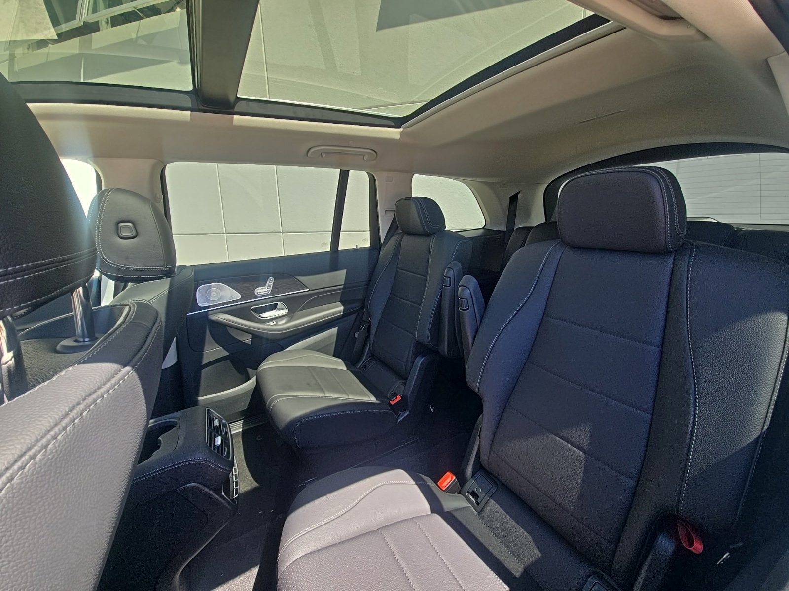 New 2026 Selenite Grey Metallic Mercedes-Benz GLS 450 image 12