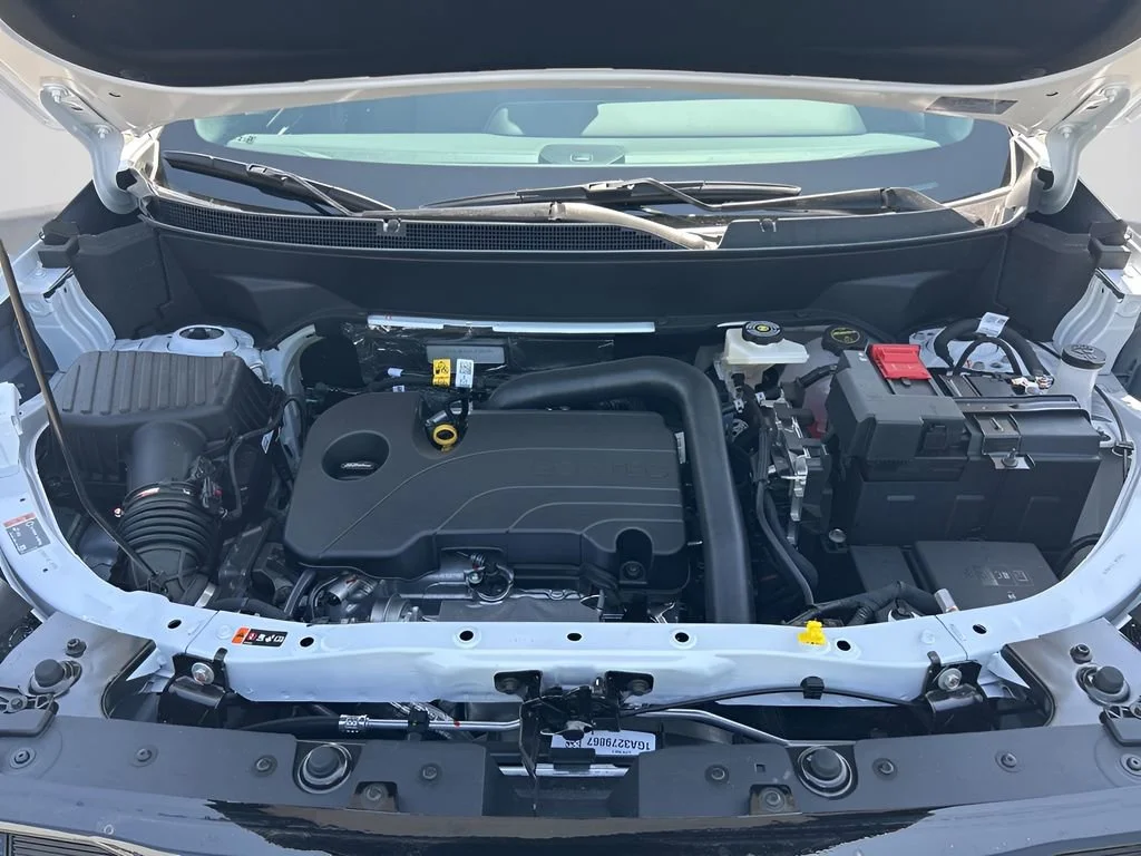 New 2026 Summit White GMC Elevation image 27