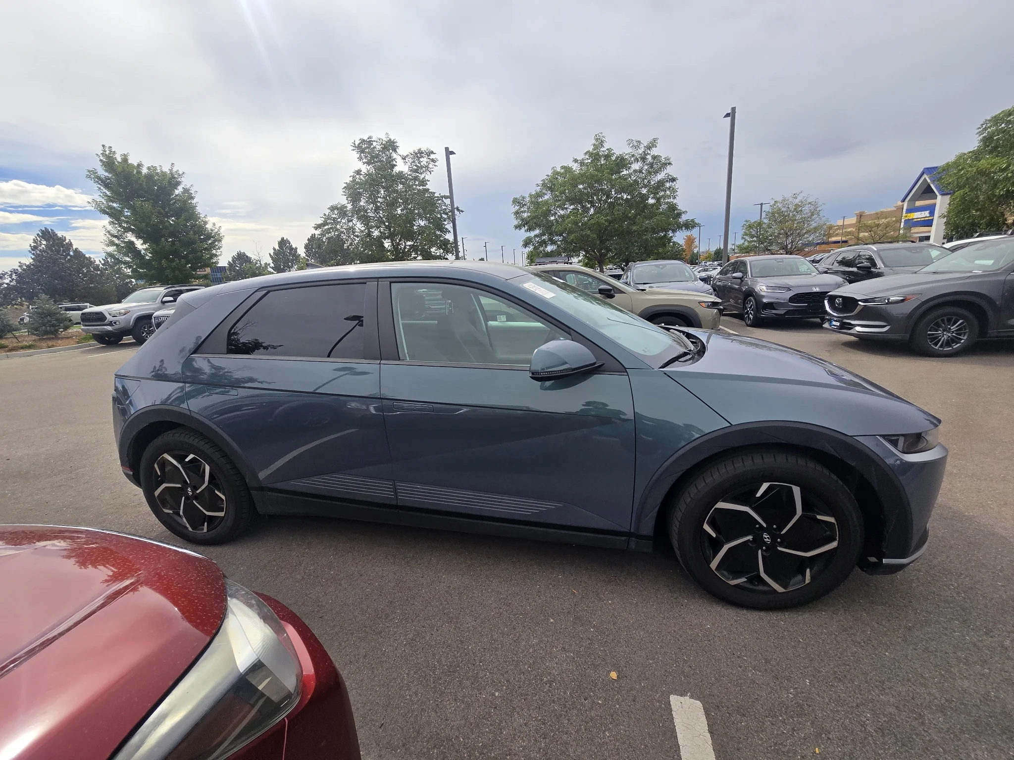 Used 2024 Digital Teal Hyundai SEL image 16
